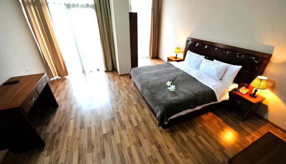 هتل روگالوکس تفلیس